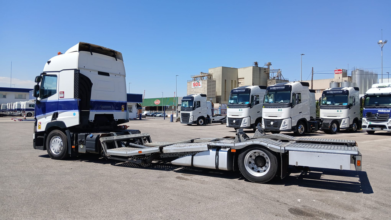 RENAULT T 520 - Autotransporter LKW: das Bild 3 RENAULT T 520 - Autotransporter LKW: das Bild 3