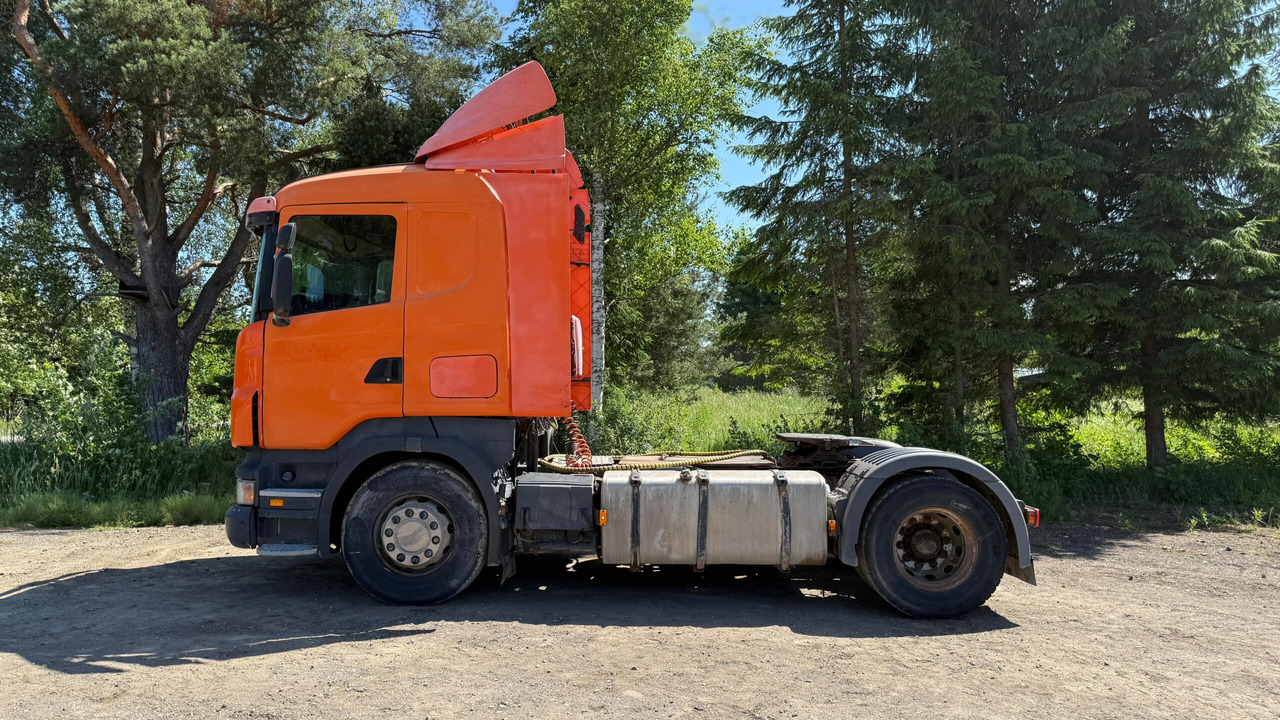 SCANIA P114 - Sattelzugmaschine: das Bild 2 SCANIA P114 - Sattelzugmaschine: das Bild 2