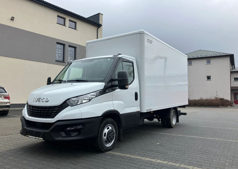 Iveco DAILY 35C16 kontener kurierka winda STAN PERFEKCYJNY - Koffer Transporter: das Bild 1 Iveco DAILY 35C16 kontener kurierka winda STAN PERFEKCYJNY - Koffer Transporter: das Bild 1