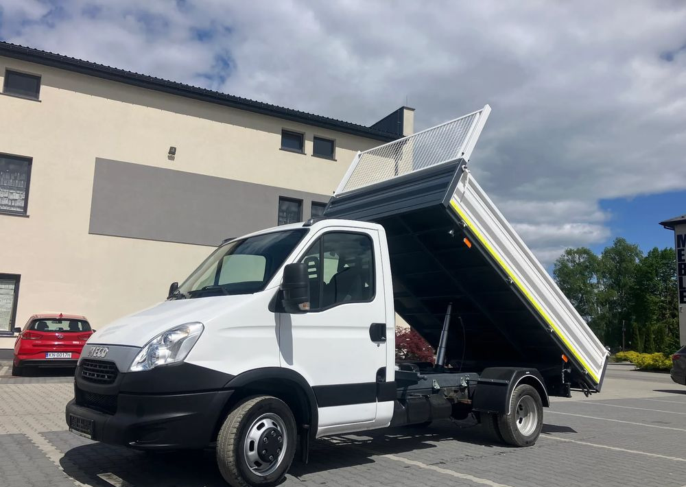 Iveco Iveco daily 35C13 wywrotka solidny kiper - Kipper Transporter: das Bild 1 Iveco Iveco daily 35C13 wywrotka solidny kiper - Kipper Transporter: das Bild 1