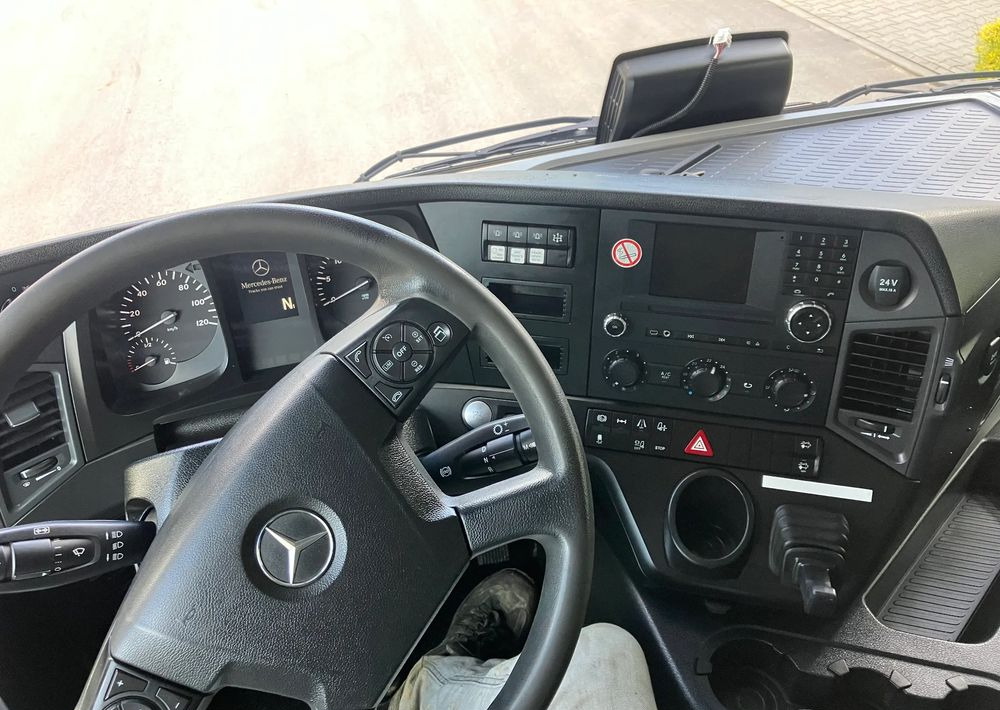 Mercedes-Benz ANTOS 1830 solidny kiper wywrotka blokada mostu - Kipper: das Bild 3 Mercedes-Benz ANTOS 1830 solidny kiper wywrotka blokada mostu - Kipper: das Bild 3