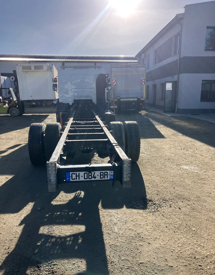 Renault RENAULT Premium 280 ramo do zabudowy - Fahrgestell LKW: das Bild 4 Renault RENAULT Premium 280 ramo do zabudowy - Fahrgestell LKW: das Bild 4