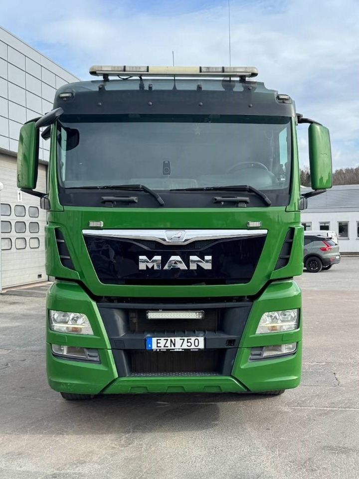 MAN TGX 35.480 8x4-4 Lastväxlare - Abrollkipper: das Bild 2 MAN TGX 35.480 8x4-4 Lastväxlare - Abrollkipper: das Bild 2