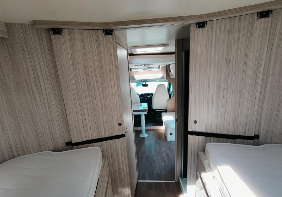 Camper Van Elnagh Elnagh T-Loft 532 WINTER Alarm Solar Camera Air Conditioning Truma Diesel E FV23% Awning Remis Retrofitted: das Bild 20