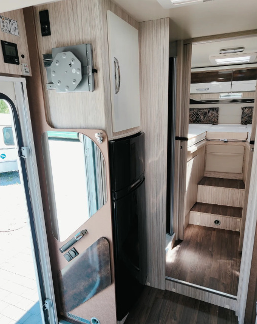 Camper Van Elnagh Elnagh T-Loft 532 WINTER Alarm Solar Camera Air Conditioning Truma Diesel E FV23% Awning Remis Retrofitted: das Bild 12