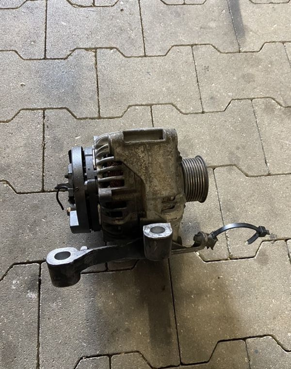 Alternator MAN TGX TGS euro 6 - Lichtmaschine für LKW: das Bild 1 Alternator MAN TGX TGS euro 6 - Lichtmaschine für LKW: das Bild 1