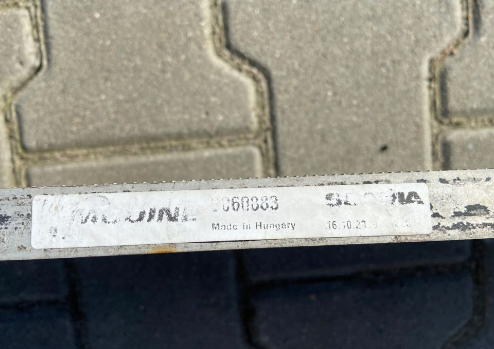 Chłodnica oleju Scania R streamline - Ölkühler für LKW: das Bild 2 Chłodnica oleju Scania R streamline - Ölkühler für LKW: das Bild 2