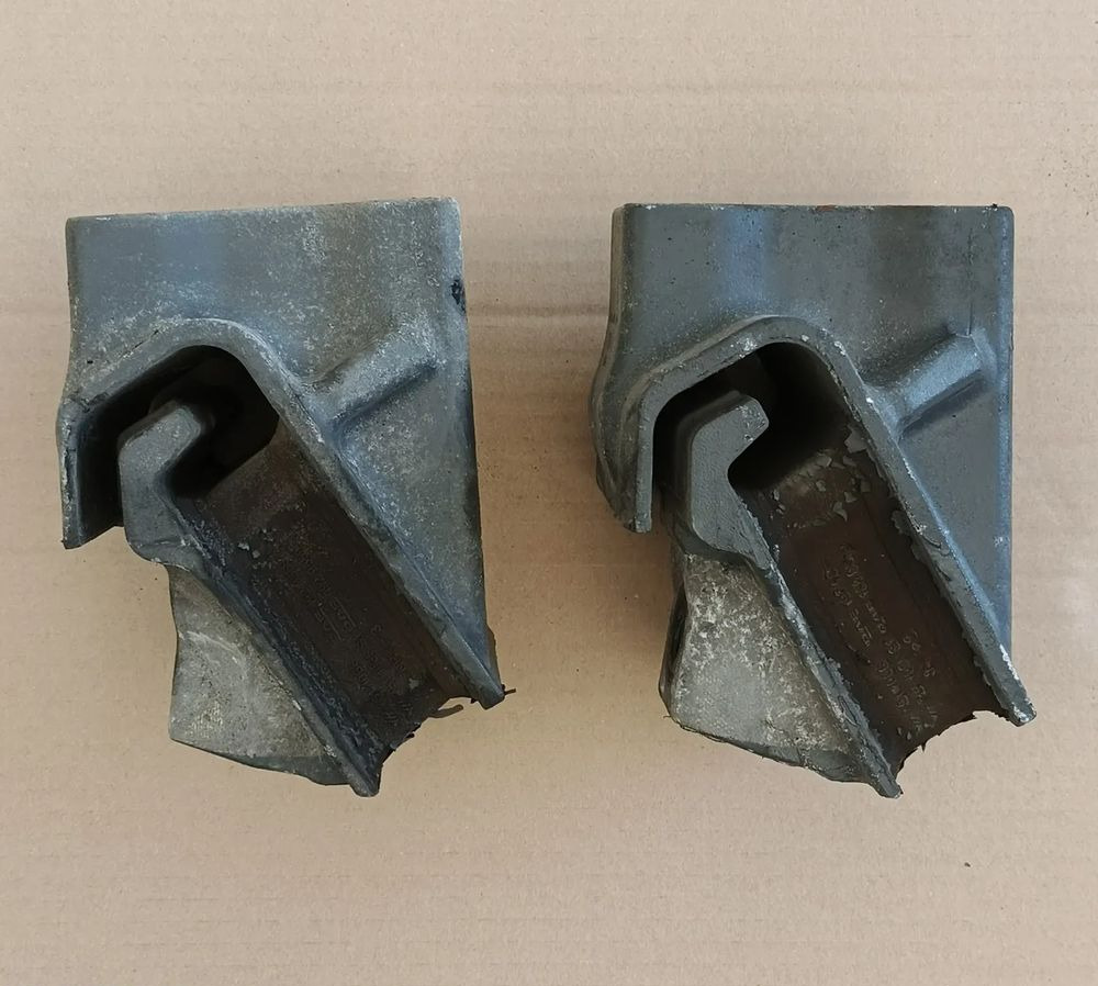 Motor für LKW DAF XF 106 EURO 6 MX13 PODUSZKA SILNIKA PRZÓD: das Bild 1