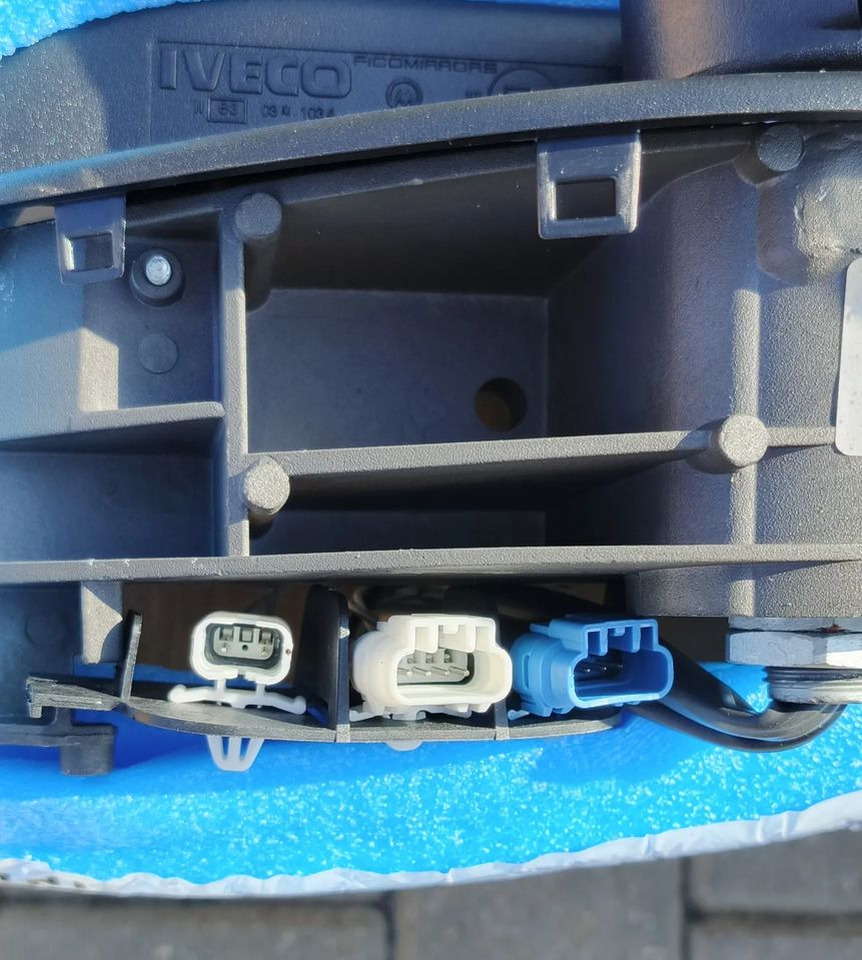 IVECO STRALIS LUSTERKO LEWE NOWE 5801765195 - Rückspiegel für LKW: das Bild 2 IVECO STRALIS LUSTERKO LEWE NOWE 5801765195 - Rückspiegel für LKW: das Bild 2