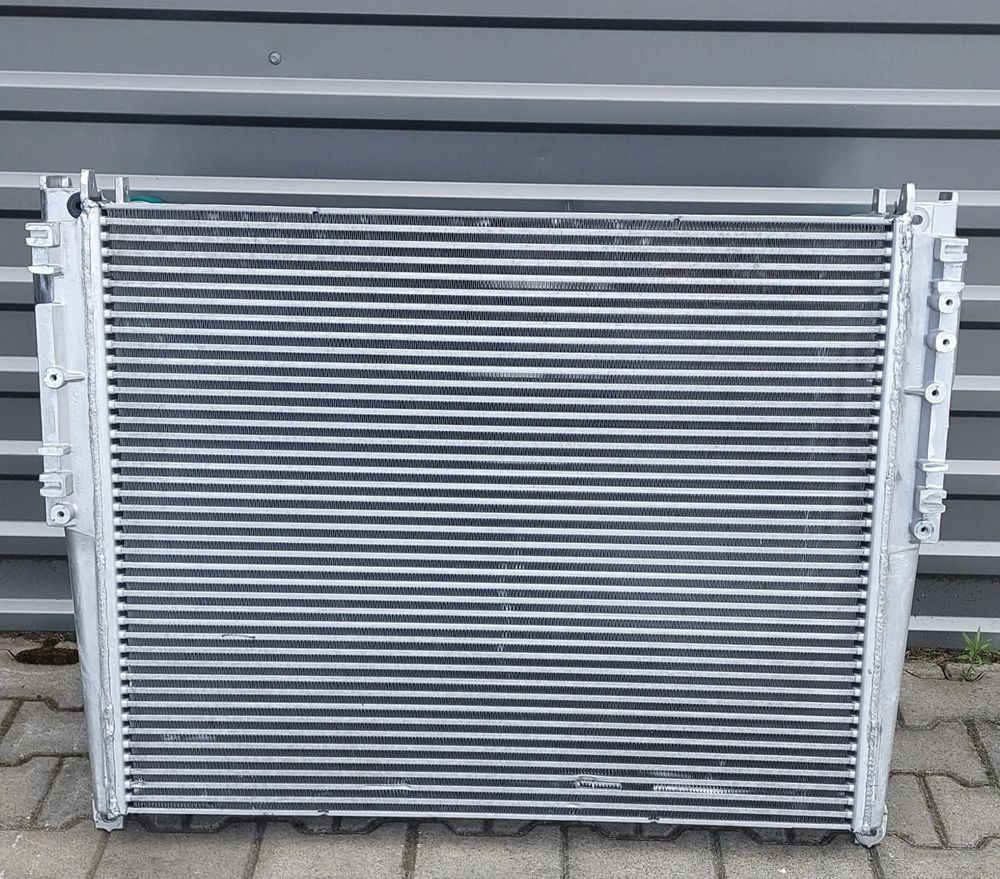 MERCEDES ACTROS MP4 CHŁODNICA POWIETRZA INTERCOOLER NOWA - Kühler für PKW: das Bild 2 MERCEDES ACTROS MP4 CHŁODNICA POWIETRZA INTERCOOLER NOWA - Kühler für PKW: das Bild 2