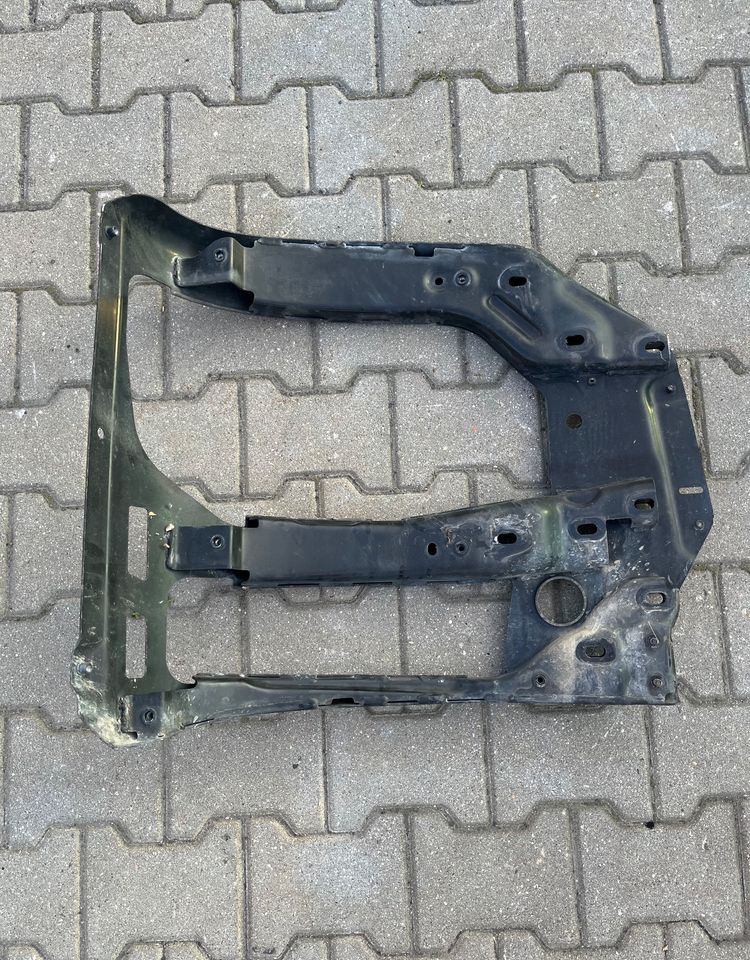Mocowanie lampy MAN TGS TG3 euro 6 ramka okular - Karosserie und Außen für LKW: das Bild 2 Mocowanie lampy MAN TGS TG3 euro 6 ramka okular - Karosserie und Außen für LKW: das Bild 2