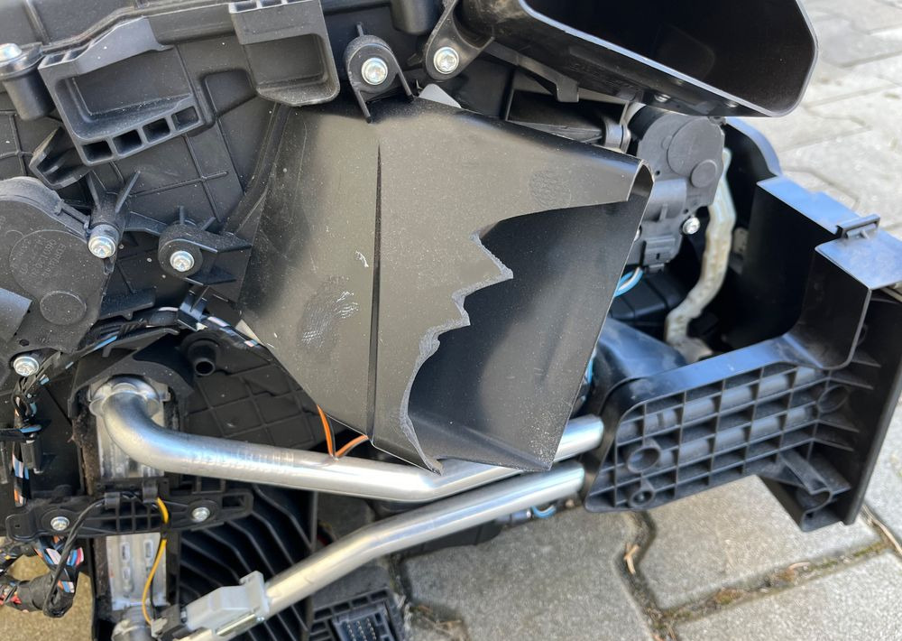 Nagrzewnica DAF XF 106 euro 6 lift dmuchawa - Heizung/ Lüftung für LKW: das Bild 5 Nagrzewnica DAF XF 106 euro 6 lift dmuchawa - Heizung/ Lüftung für LKW: das Bild 5