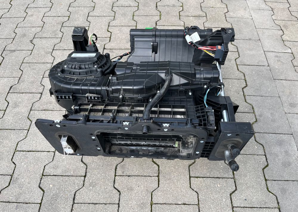 Nagrzewnica DAF XF 106 euro 6 lift dmuchawa - Heizung/ Lüftung für LKW: das Bild 1 Nagrzewnica DAF XF 106 euro 6 lift dmuchawa - Heizung/ Lüftung für LKW: das Bild 1