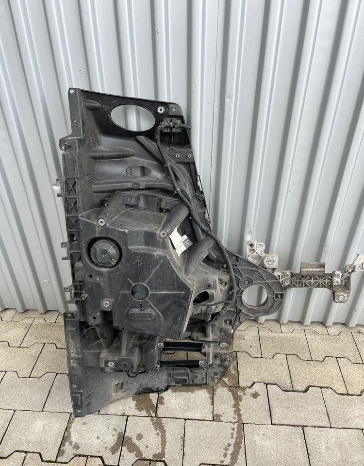 Narożnik zderzaka Mercedes Actros MP4 lampa garnek obudowa halogen - Karosserie und Außen für LKW: das Bild 2 Narożnik zderzaka Mercedes Actros MP4 lampa garnek obudowa halogen - Karosserie und Außen für LKW: das Bild 2