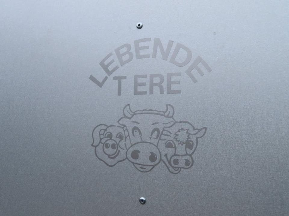 Tiertransporter Anhänger TPV Kleinviehanhänger 1,0t Flügeltür Viehanhänger Ziegen Schafe: das Bild 14 Tiertransporter Anhänger TPV Kleinviehanhänger 1,0t Flügeltür Viehanhänger Ziegen Schafe: das Bild 14