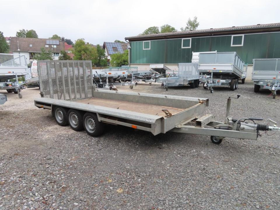 Vlemmix Tridem Maschinentransporter 3,5t Minibagger - Baumaschinenanhänger: das Bild 2 Vlemmix Tridem Maschinentransporter 3,5t Minibagger - Baumaschinenanhänger: das Bild 2