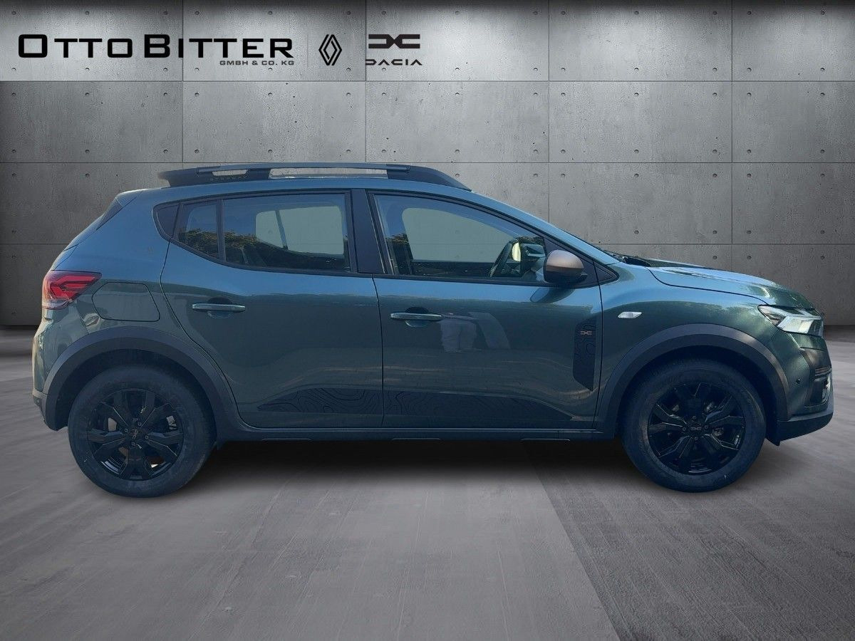 Dacia Sandero Stepway Extreme TCe110 CITY-PAKET/NAVI - Limousine: das Bild 5 Dacia Sandero Stepway Extreme TCe110 CITY-PAKET/NAVI - Limousine: das Bild 5