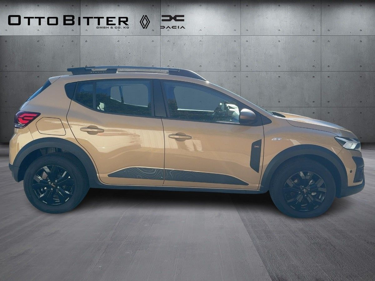Dacia Sandero Stepway Extreme TCe110 CITY-PAKET/NAVI - Limousine: das Bild 5 Dacia Sandero Stepway Extreme TCe110 CITY-PAKET/NAVI - Limousine: das Bild 5