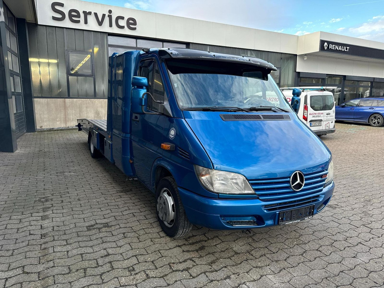 Mercedes-Benz Sprinter 2.7 CDI ABSCHLEPPWAGEN SCHLAFKABINE - Autotransporter LKW: das Bild 3 Mercedes-Benz Sprinter 2.7 CDI ABSCHLEPPWAGEN SCHLAFKABINE - Autotransporter LKW: das Bild 3