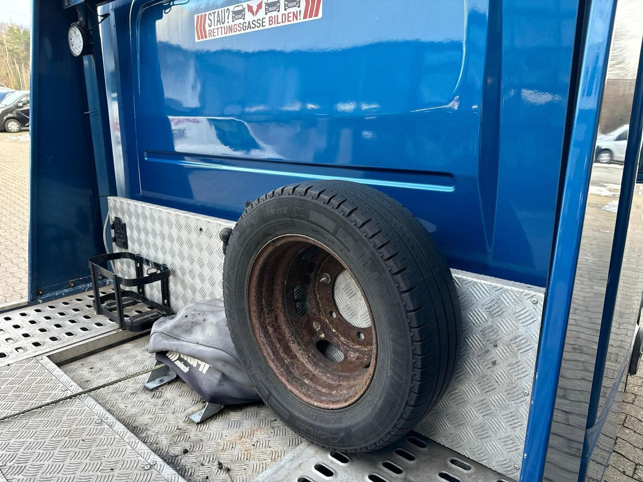 Autotransporter LKW Mercedes-Benz Sprinter 2.7 CDI ABSCHLEPPWAGEN SCHLAFKABINE: das Bild 11