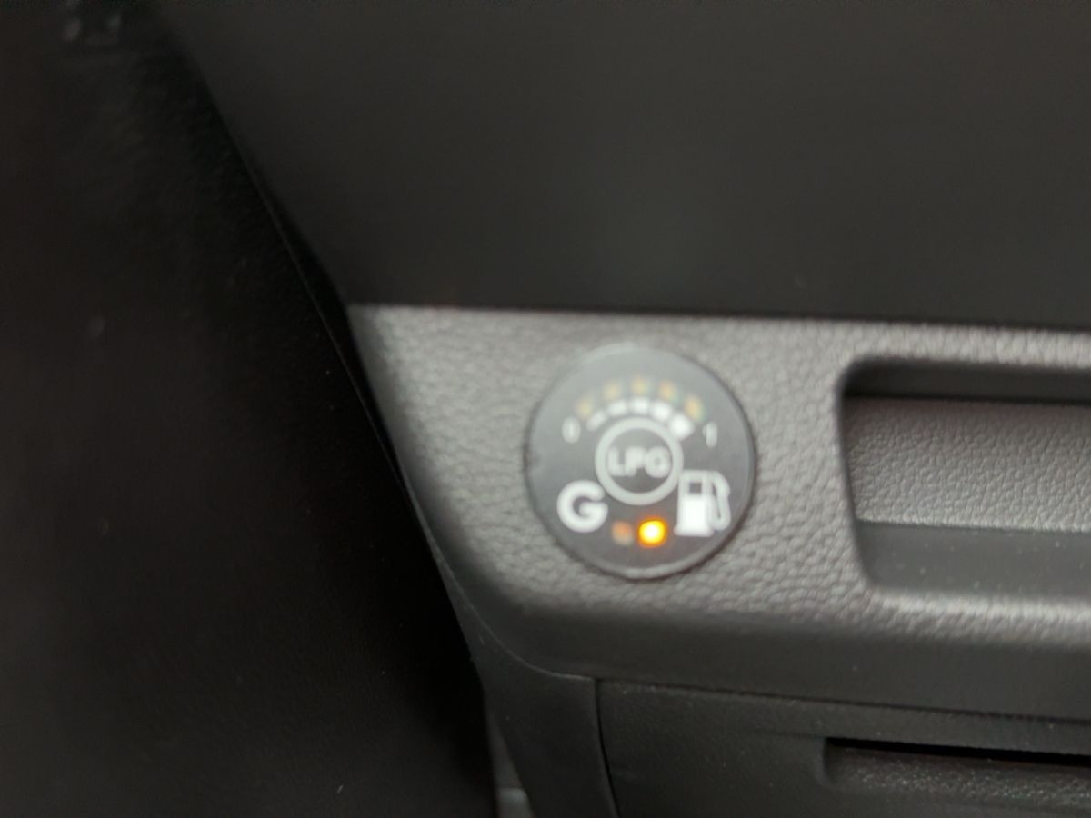 Limousine Renault Clio Evolution ECO-G 100 FLÜSSIGGAS (Benzin+LPG): das Bild 14