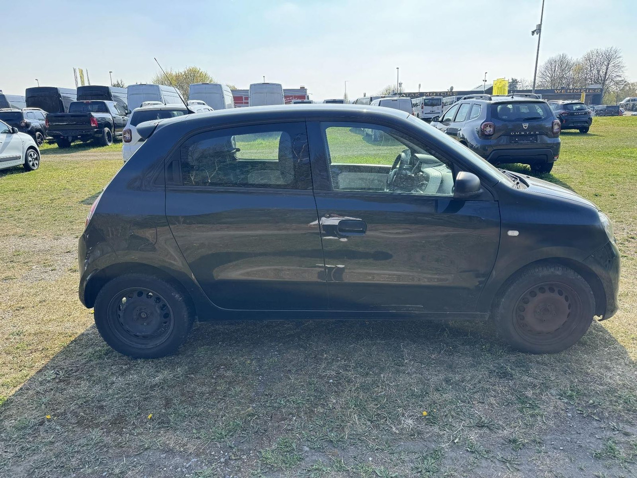 Renault Twingo Life SCe70 KLIMA - PKW: das Bild 4 Renault Twingo Life SCe70 KLIMA - PKW: das Bild 4