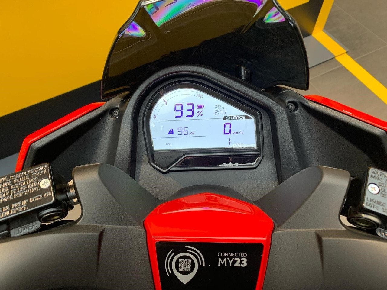 Silence S01 L1e Connected 45km/h (5,6 kWh) ELEKTROROLLER - Motorrad: das Bild 5 Silence S01 L1e Connected 45km/h (5,6 kWh) ELEKTROROLLER - Motorrad: das Bild 5