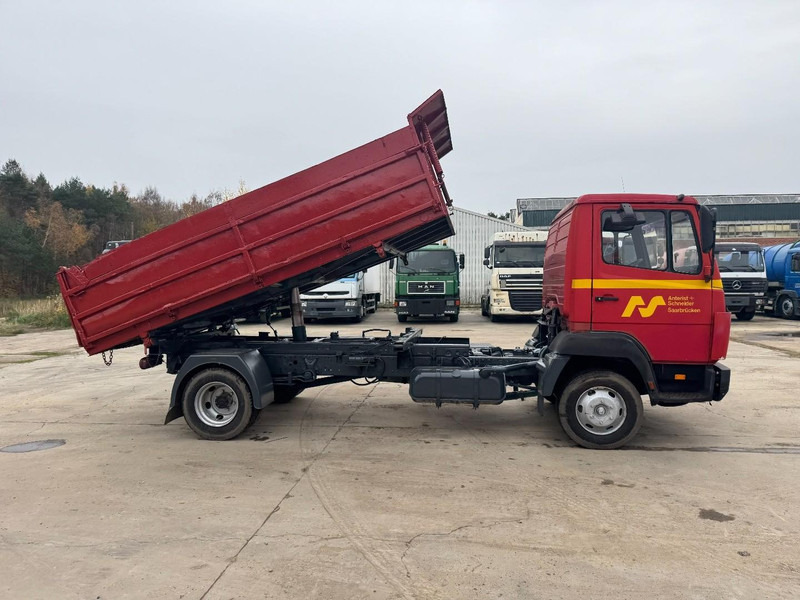 Mercedes-Benz SK 814 (FULL STEEL SUSPENSION / MANUAL GEARBOX / 3-SIDE TIPPER) - Kipper: das Bild 4 Mercedes-Benz SK 814 (FULL STEEL SUSPENSION / MANUAL GEARBOX / 3-SIDE TIPPER) - Kipper: das Bild 4