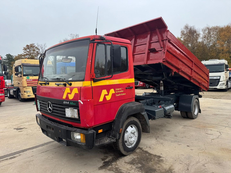 Mercedes-Benz SK 814 (FULL STEEL SUSPENSION / MANUAL GEARBOX / 3-SIDE TIPPER) - Kipper: das Bild 1 Mercedes-Benz SK 814 (FULL STEEL SUSPENSION / MANUAL GEARBOX / 3-SIDE TIPPER) - Kipper: das Bild 1