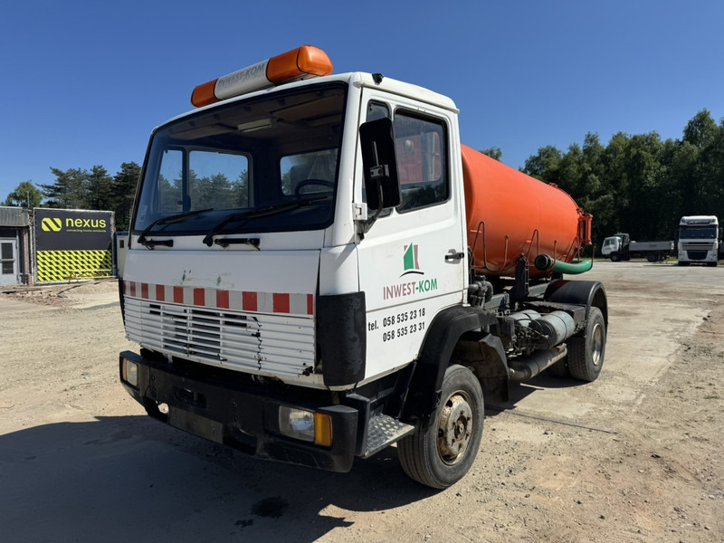 Mercedes-Benz SK 914 (8000 L / STEEL SUSPENSION & MANUAL PUMP / SUSPENSION LAMES & POMPE MANUELLE) - Saug-/ Spülfahrzeug: das Bild 1 Mercedes-Benz SK 914 (8000 L / STEEL SUSPENSION & MANUAL PUMP / SUSPENSION LAMES & POMPE MANUELLE) - Saug-/ Spülfahrzeug: das Bild 1