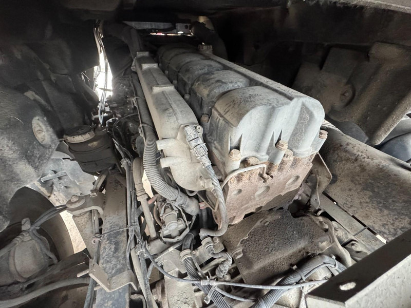 Sattelzugmaschine Renault Premium 420 (MANUAL GEARBOX / BOITE MANUELLE): das Bild 15 Sattelzugmaschine Renault Premium 420 (MANUAL GEARBOX / BOITE MANUELLE): das Bild 15