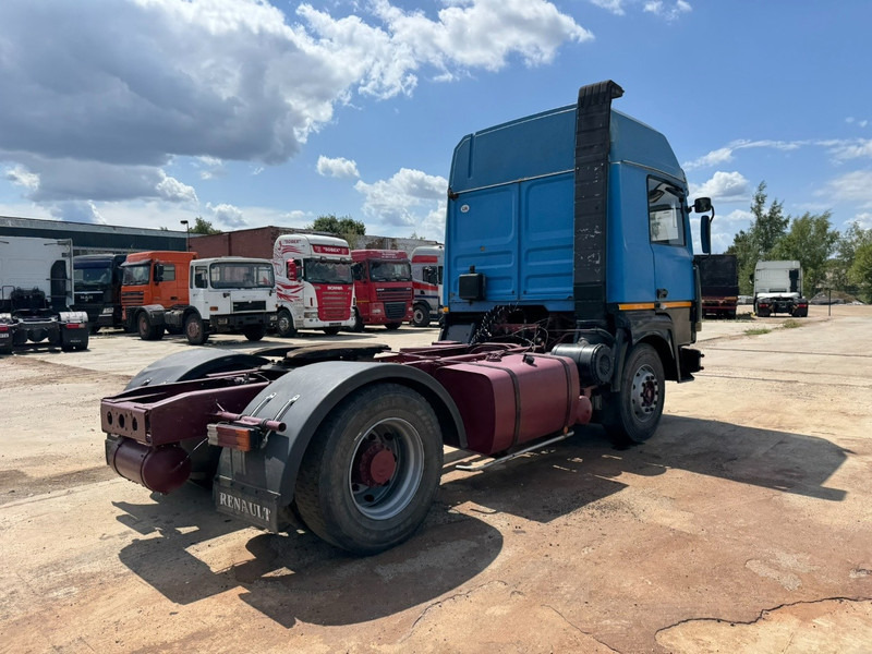 Renault R 340 Major (GRAND PONT / BOITE MANUELLE / POMPE MANUELLE) - Sattelzugmaschine: das Bild 5 Renault R 340 Major (GRAND PONT / BOITE MANUELLE / POMPE MANUELLE) - Sattelzugmaschine: das Bild 5