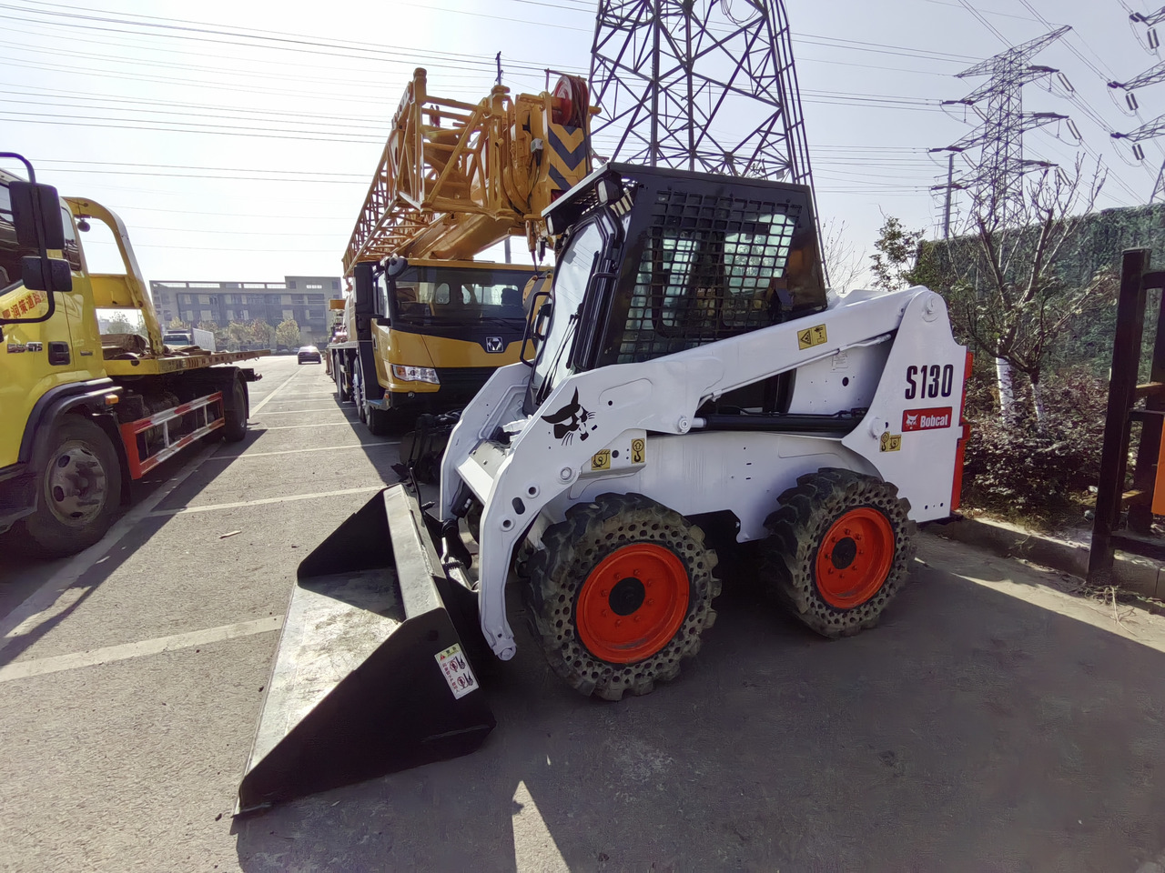 BOBCAT S130 - Kompaktlader: das Bild 2 BOBCAT S130 - Kompaktlader: das Bild 2