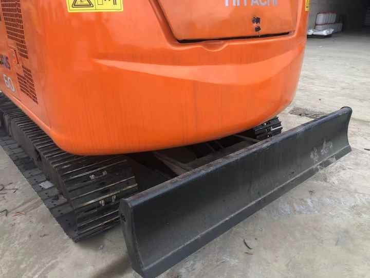 Cheap Price Hitachi ZX60 Used Excavator for Sale Used 6 Tons Hitachi Mini Excavator with Good Performance - Bagger: das Bild 3 Cheap Price Hitachi ZX60 Used Excavator for Sale Used 6 Tons Hitachi Mini Excavator with Good Performance - Bagger: das Bild 3