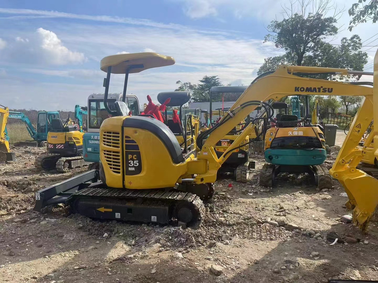KOMATSU PC35 - Minibagger: das Bild 2 KOMATSU PC35 - Minibagger: das Bild 2