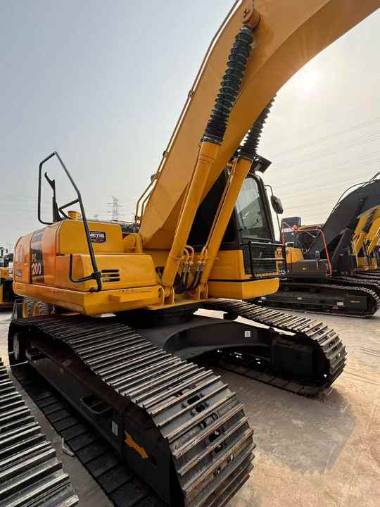 PC200-8 Low Working Hour Second Hand 20 Ton Excavator Komatsu Pc200-8 Crawler Excavator Used Komatsu Excavator PC200-8N1 - Bagger: das Bild 2 PC200-8 Low Working Hour Second Hand 20 Ton Excavator Komatsu Pc200-8 Crawler Excavator Used Komatsu Excavator PC200-8N1 - Bagger: das Bild 2