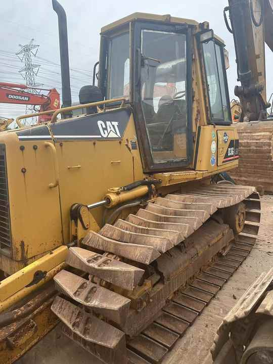 Used Caterpillar CAT D3G Land Road Motor Bulldozer CAT Used Grader Cheap Price for Sale - Bulldozer: das Bild 3 Used Caterpillar CAT D3G Land Road Motor Bulldozer CAT Used Grader Cheap Price for Sale - Bulldozer: das Bild 3