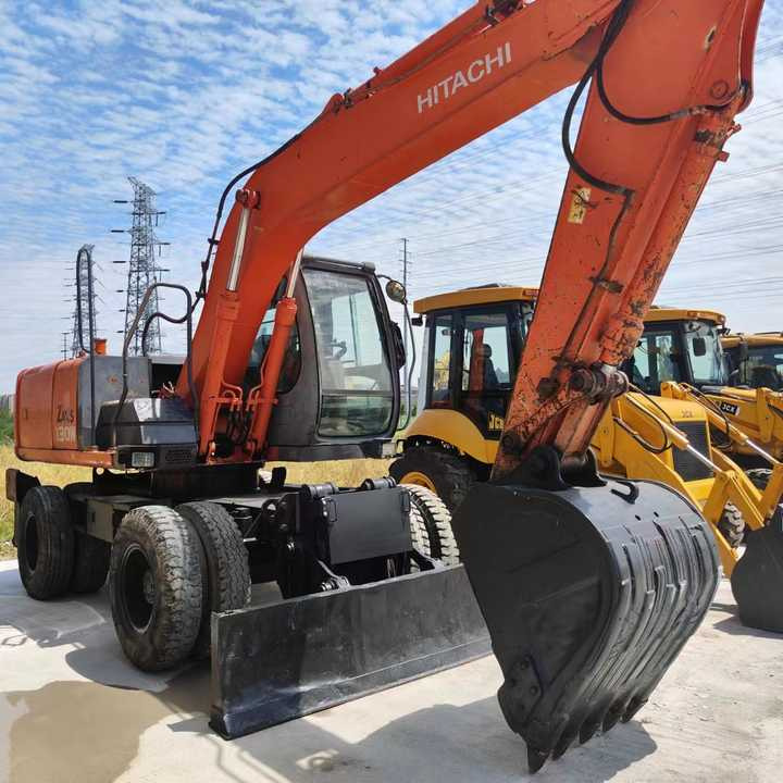 Used Japan Original Brand Hitachi Zx 130w Wheel Excavator Hitachi Zx120 130 200 Excavator for Sale - Bagger: das Bild 2 Used Japan Original Brand Hitachi Zx 130w Wheel Excavator Hitachi Zx120 130 200 Excavator for Sale - Bagger: das Bild 2