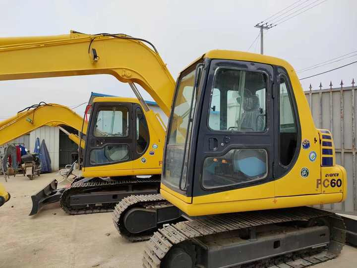 Used Komatsu 60 Excavator for Sale---Good Condition - Bagger: das Bild 2 Used Komatsu 60 Excavator for Sale---Good Condition - Bagger: das Bild 2