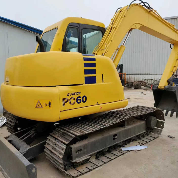 Used Komatsu 60 Excavator for Sale---Good Condition - Bagger: das Bild 1 Used Komatsu 60 Excavator for Sale---Good Condition - Bagger: das Bild 1