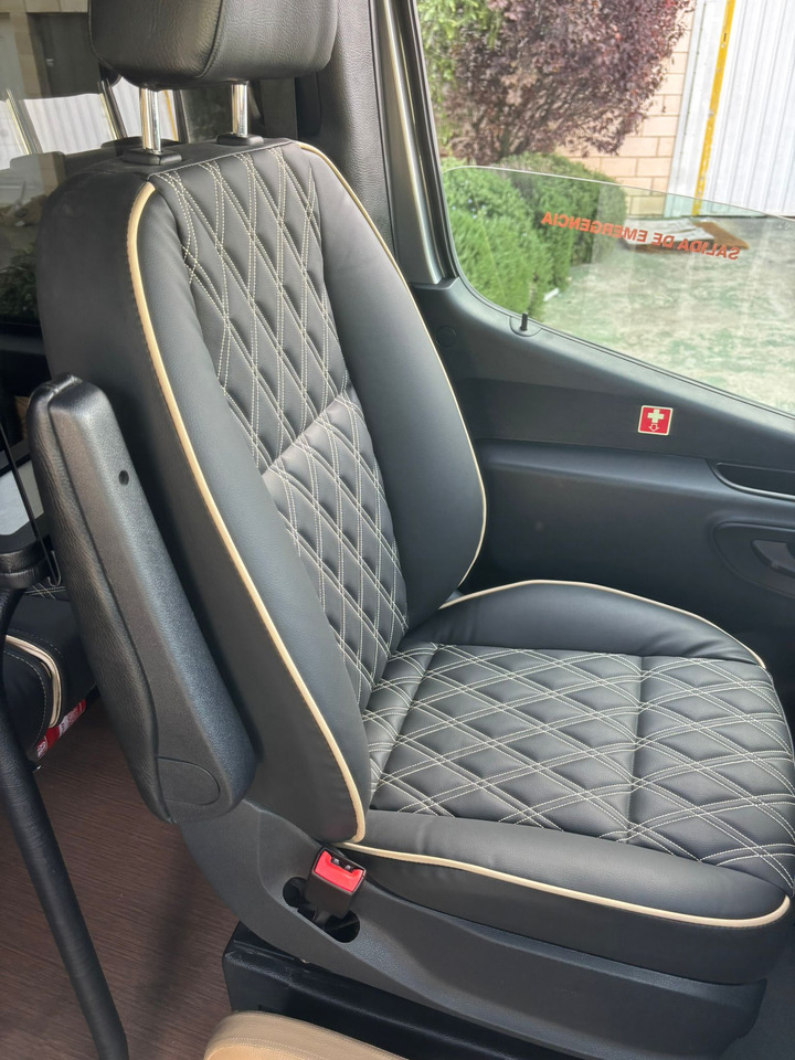 MERCEDES-BENZ SPRINTER 519 - Kleinbus, Personentransporter: das Bild 5 MERCEDES-BENZ SPRINTER 519 - Kleinbus, Personentransporter: das Bild 5