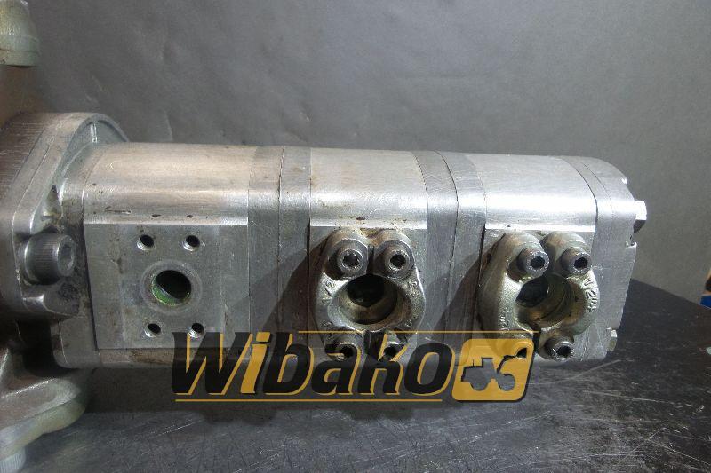 Gear pump Poclain 30125697 P4743520A - Hydraulikpumpe für Baumaschine: das Bild 1 Gear pump Poclain 30125697 P4743520A - Hydraulikpumpe für Baumaschine: das Bild 1