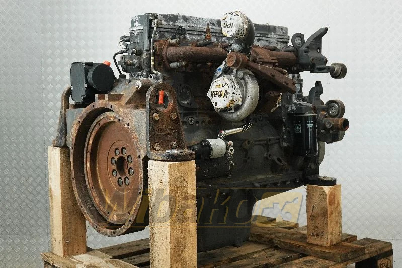 Iveco F4HE0684J*D100 - Motor für Baumaschine: das Bild 1 Iveco F4HE0684J*D100 - Motor für Baumaschine: das Bild 1