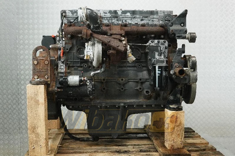 Iveco F4HE0684J*D100 - Motor für Baumaschine: das Bild 2 Iveco F4HE0684J*D100 - Motor für Baumaschine: das Bild 2