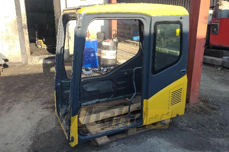 Komatsu PC290 - Fahrerhaus für Baumaschine: das Bild 1 Komatsu PC290 - Fahrerhaus für Baumaschine: das Bild 1