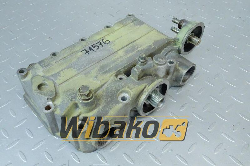 Oil cooler housing for engine Deutz 1013 04259102 - Ölkühler für Baumaschine: das Bild 1 Oil cooler housing for engine Deutz 1013 04259102 - Ölkühler für Baumaschine: das Bild 1