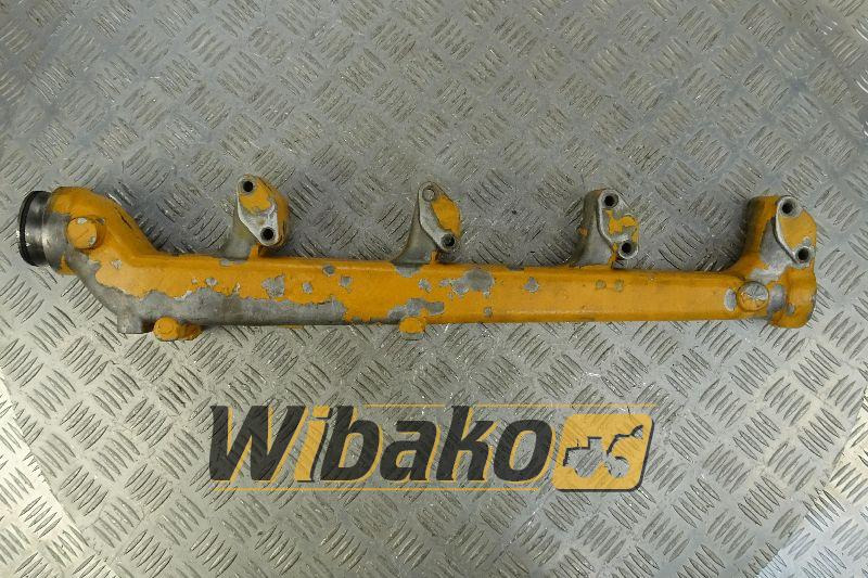 Water mainfold Liebherr L03840 - Ansaugkrümmer für Baumaschine: das Bild 1 Water mainfold Liebherr L03840 - Ansaugkrümmer für Baumaschine: das Bild 1