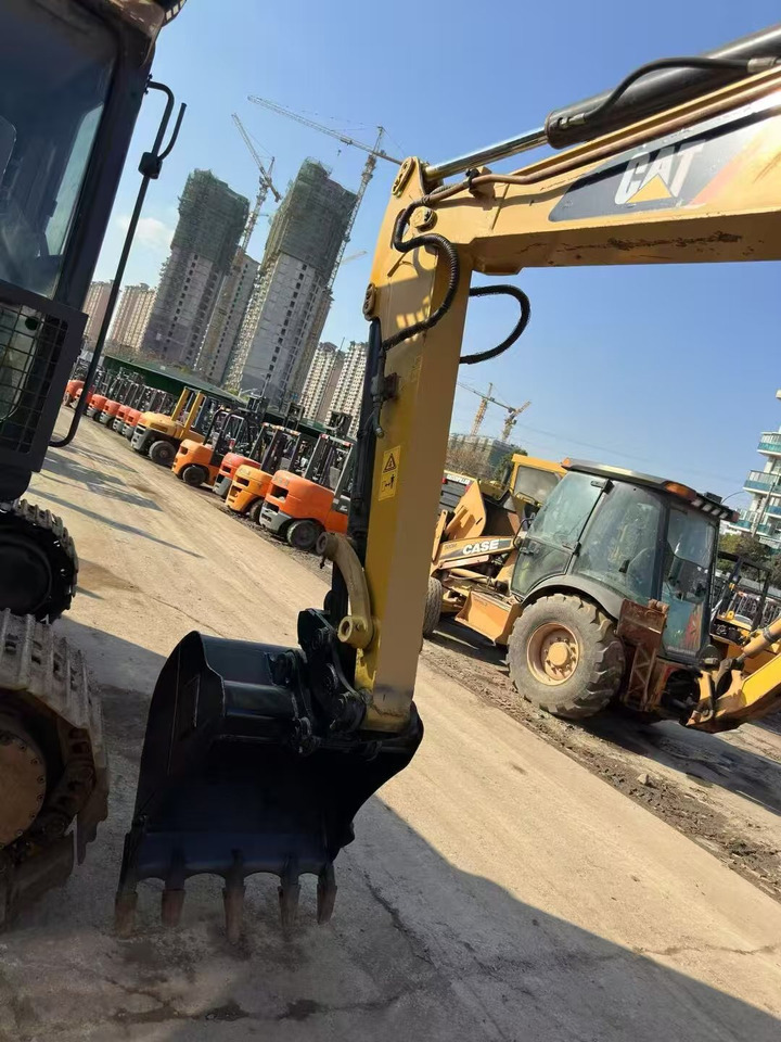 CATERPILLAR 306E - Kettenbagger: das Bild 2 CATERPILLAR 306E - Kettenbagger: das Bild 2