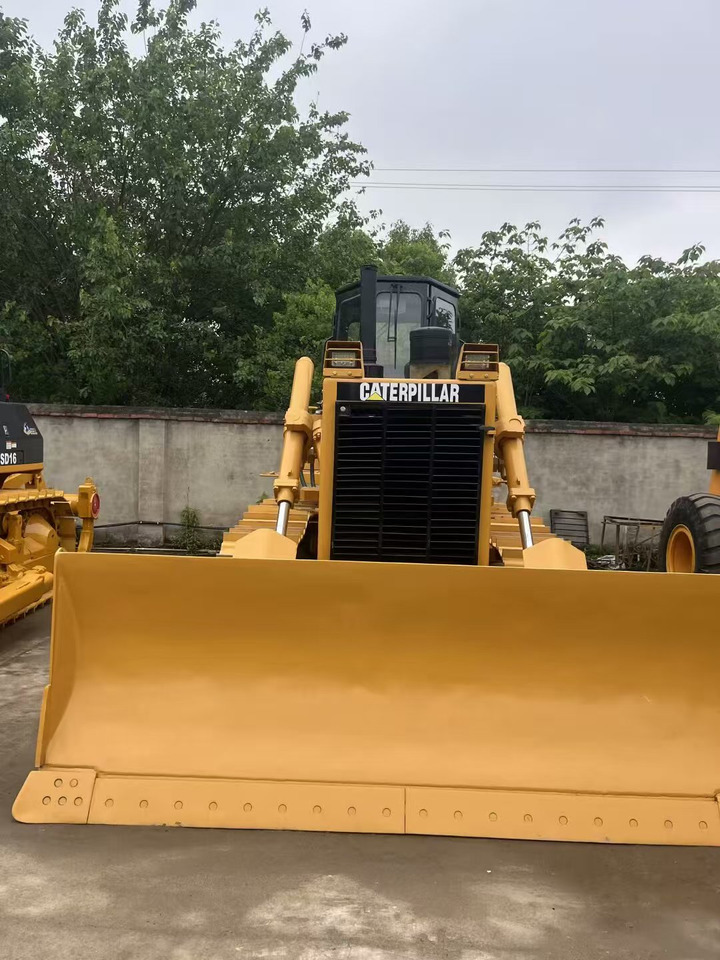 Bulldozer CATERPILLAR D6G: das Bild 8