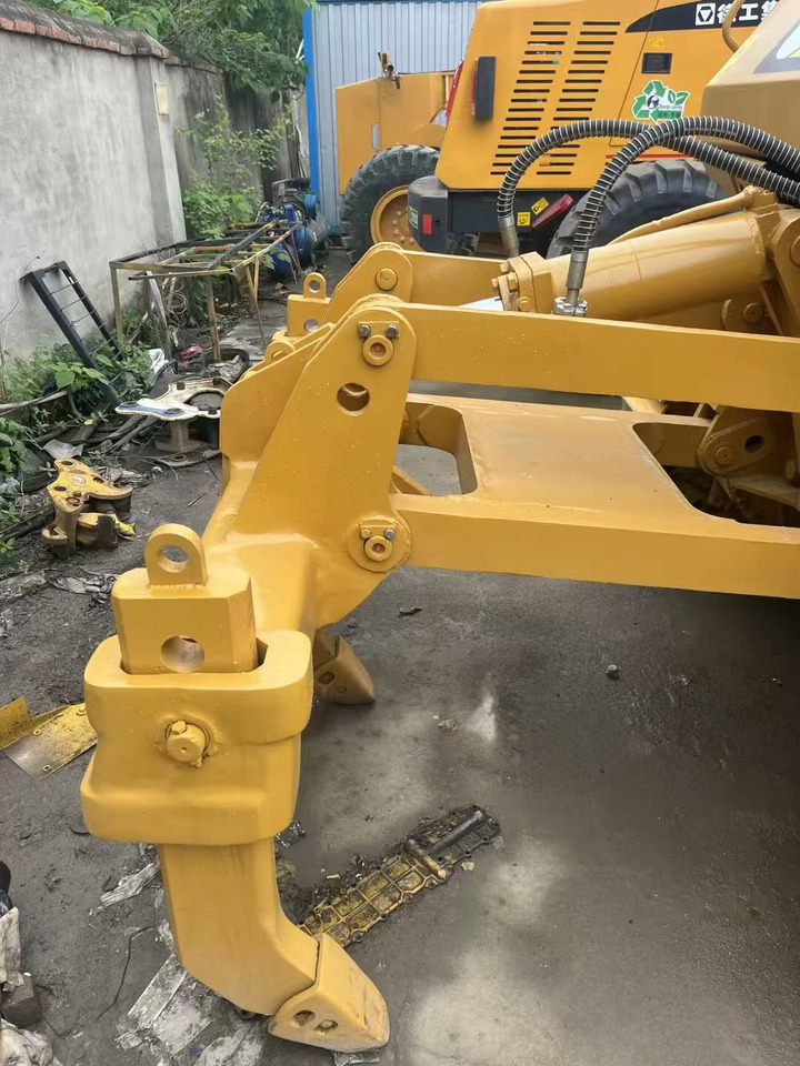 Bulldozer CATERPILLAR D6G: das Bild 15